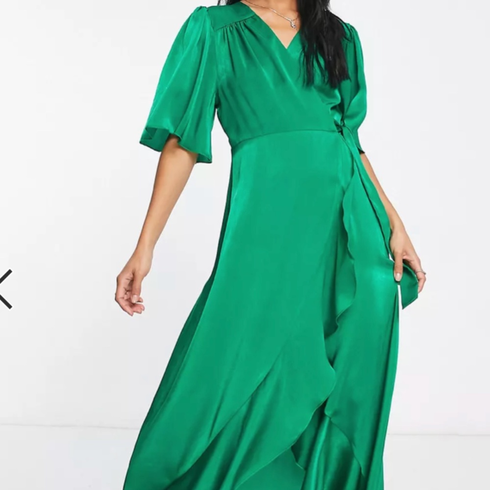 Green midi dress